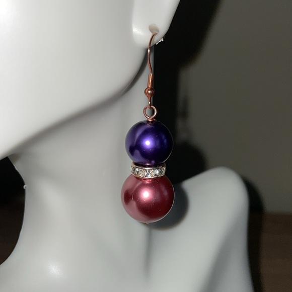 HAND CRAFTED OVERSIZED PIERCED BALL DROP PEARL EARRINGS Rose Gold Purple Pearls - Picture 5 of 14
